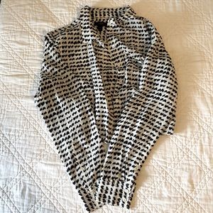 Super cute silk hearts shirt.